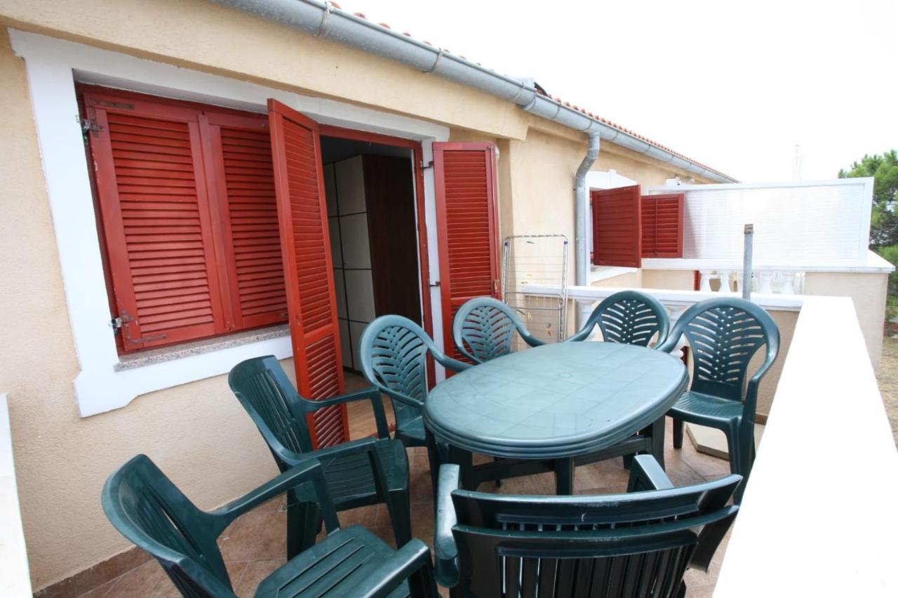 Apartmani Vesna Vir Exterior photo